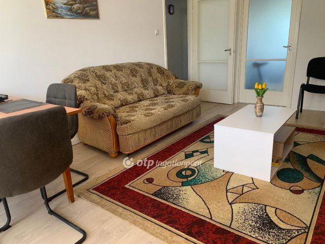 Eladó panellakás, Mátészalkán 31 M Ft, 2 szobás