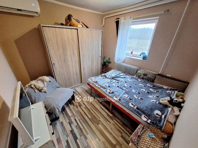 Eladó családi ház, Tiszakécskén 15.9 M Ft, 3 szobás