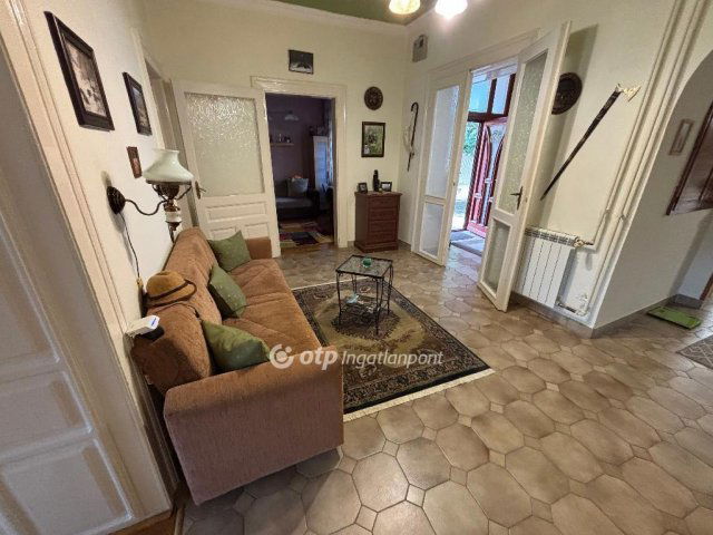 Eladó családi ház, Nyíregyházán 89 M Ft, 4+1 szobás