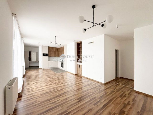 Eladó téglalakás, Budapesten, III. kerületben 175.6 M Ft