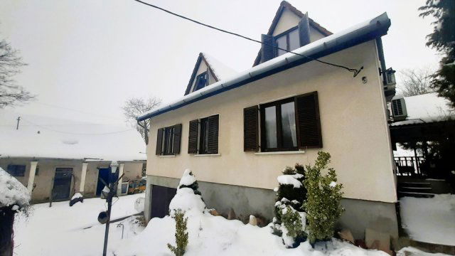 Eladó családi ház, Káván 79.9 M Ft, 6 szobás