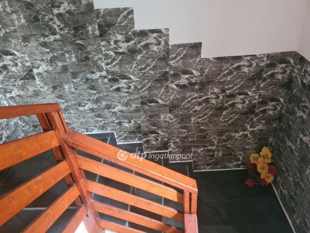 Eladó családi ház, Érden 117 M Ft, 6 szobás