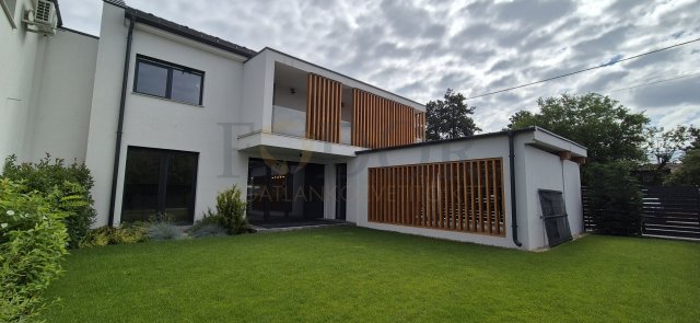 Eladó családi ház, Budapesten, XVIII. kerületben 154.9 M Ft