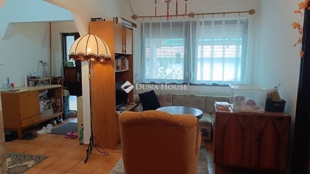 Eladó családi ház, Úrin 49.9 M Ft, 4 szobás