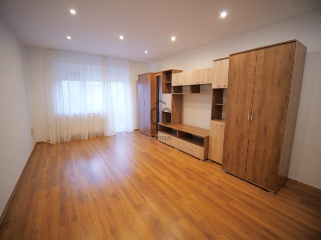 Kiadó téglalakás, albérlet, Sopronban 250 E Ft / hó, 2 szobás