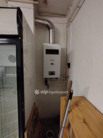 Eladó üzlethelyiség, Szőkéden 23 M Ft / költözzbe.hu