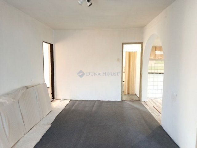Eladó családi ház, Hajdúböszörményen 29.9 M Ft, 4 szobás
