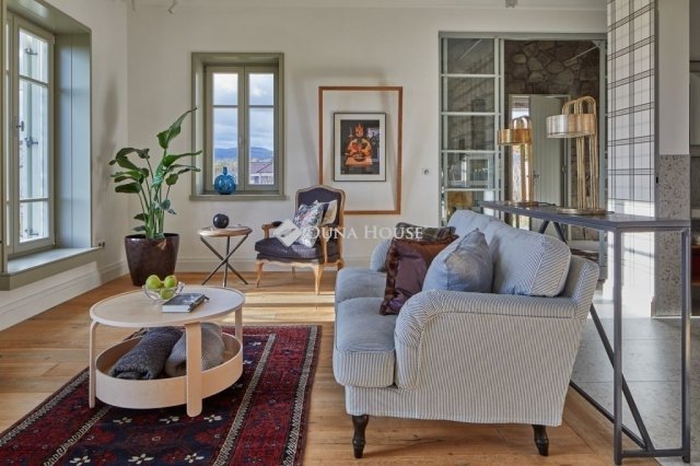 Eladó családi ház, Szentendrén 238 M Ft, 3 szobás