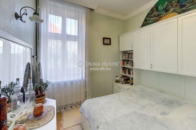 Eladó családi ház, Nagykőrösön 465.05 M Ft, 1 szobás