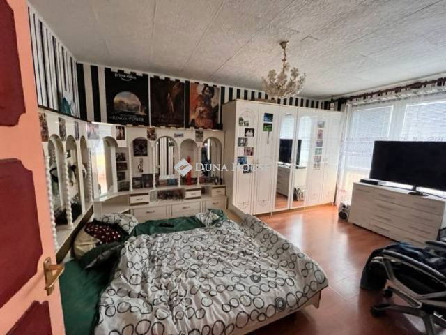 Eladó panellakás, Pécsett, Fülep Lajos utcában 41.9 M Ft