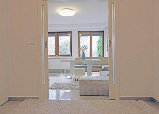 Eladó téglalakás, Budapesten, II. kerületben 135 M Ft, 2 szobás