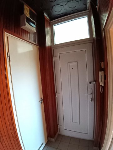 Eladó téglalakás, Szolnokon 32.9 M Ft, 2 szobás