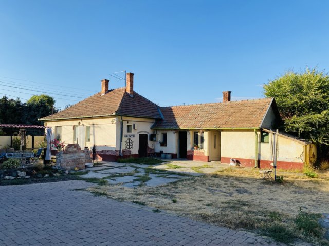 Eladó családi ház, Lajosmizsén 41.9 M Ft, 2 szobás