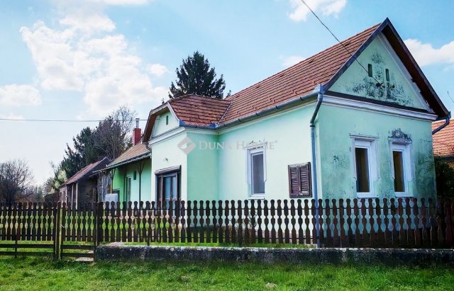 Eladó családi ház, Szentán 14.9 M Ft, 3 szobás