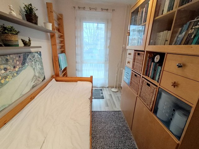 Eladó panellakás, Mohácson 35 M Ft, 2 szobás
