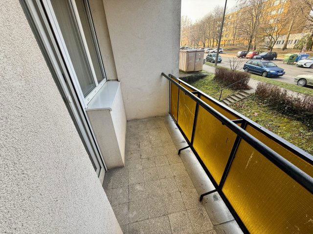 Eladó téglalakás, Móron 43.9 M Ft, 2 szobás