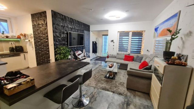 Eladó családi ház, Zalaegerszegen 105 M Ft, 4 szobás