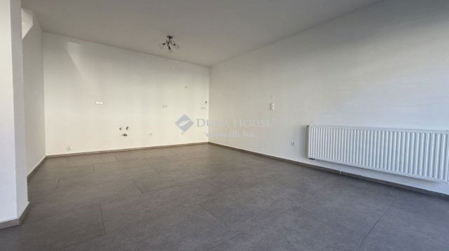 Eladó téglalakás, Répcelakon 42 M Ft, 1+2 szobás