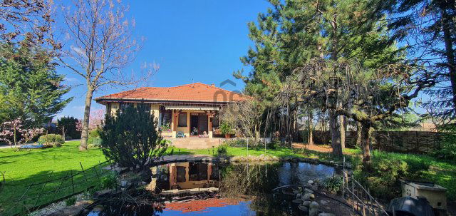 Eladó családi ház, Hatvanban 149.9 M Ft, 3 szobás