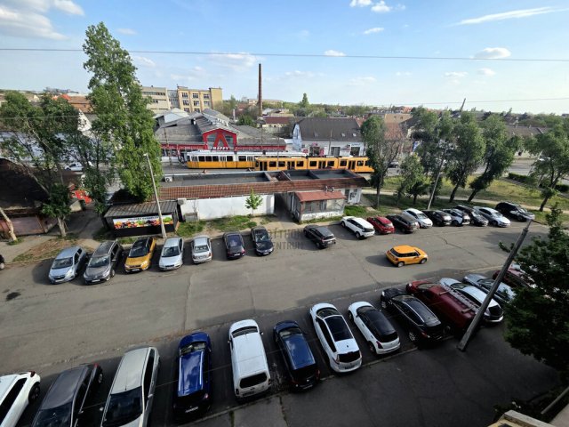 Eladó téglalakás, Budapesten, XX. kerületben 82 M Ft, 4 szobás