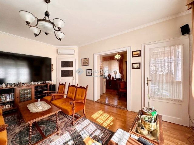 Eladó téglalakás, Pécsett 89.5 M Ft, 4 szobás