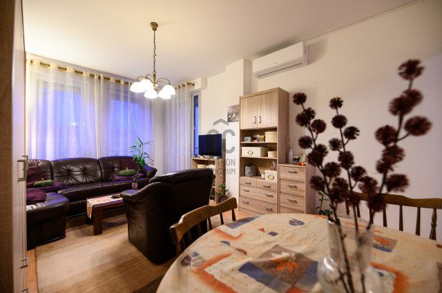 Eladó téglalakás, Budapesten, IX. kerületben 93.5 M Ft, 3 szobás