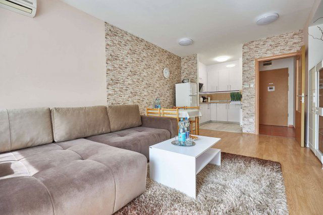 Eladó téglalakás, Hajdúszoboszlón 75.6 M Ft, 2 szobás