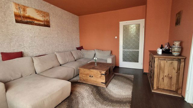 Eladó téglalakás, Gyöngyösön 48.89 M Ft, 3 szobás