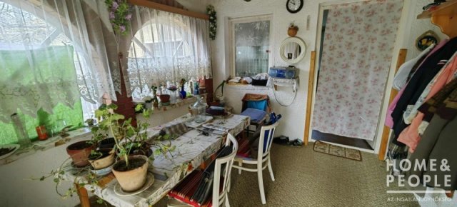 Eladó családi ház, Újszentivánon 89.9 M Ft, 6 szobás