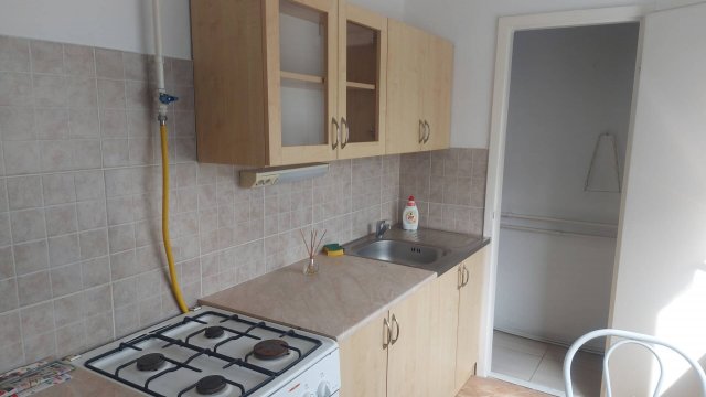 Kiadó téglalakás, albérlet, Békéscsabán 120 E Ft / hó