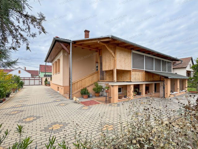 Eladó családi ház, Kecskeméten 94.9 M Ft, 4 szobás