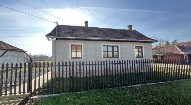 Eladó családi ház, Sarkadon 14.9 M Ft, 1+1 szobás