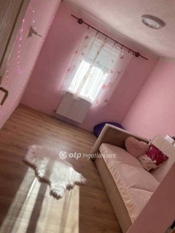 Eladó családi ház, Nagykállóban 15 M Ft, 2 szobás