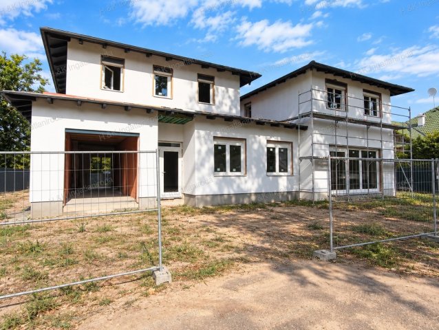 Eladó ikerház, Dunakeszin 189.9 M Ft, 5 szobás