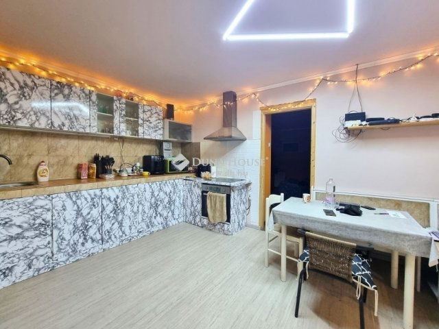Eladó családi ház, Monoron 47.9 M Ft, 2 szobás