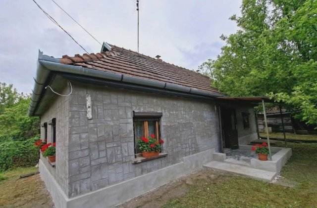 Eladó családi ház, Karancsalján 8.8 M Ft, 1 szobás