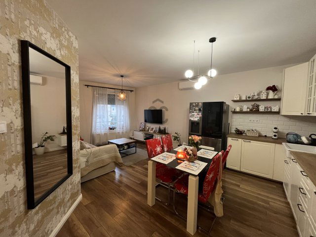 Eladó téglalakás, Győrött 64.9 M Ft, 3 szobás