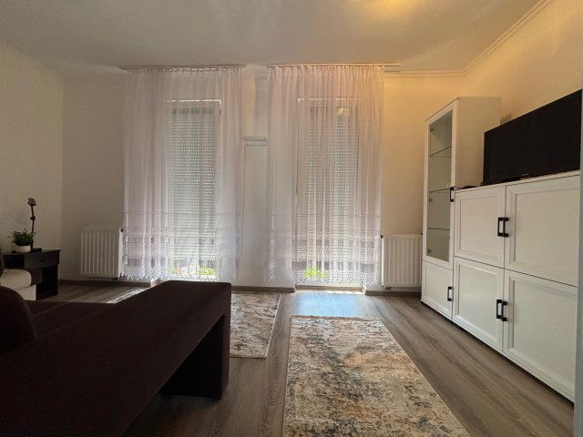 Eladó téglalakás, Nyíregyházán 63.48 M Ft, 4 szobás