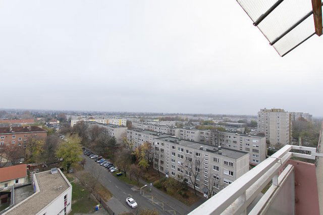 Eladó panellakás, XXI. kerületben, Kossuth Lajos utcában