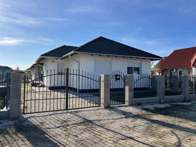 Eladó családi ház, Ináncson 85 M Ft, 5 szobás