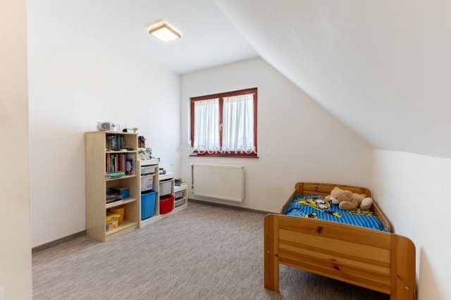 Eladó családi ház, Budapesten, XVIII. kerületben 164.99 M Ft