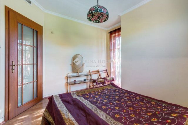 Eladó családi ház, Erdőkertesen 325 M Ft, 5 szobás