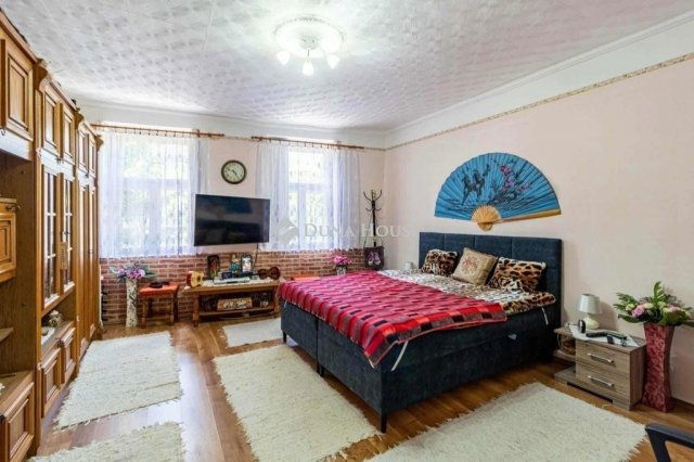 Eladó sorház, Kecskeméten 50 M Ft, 3 szobás