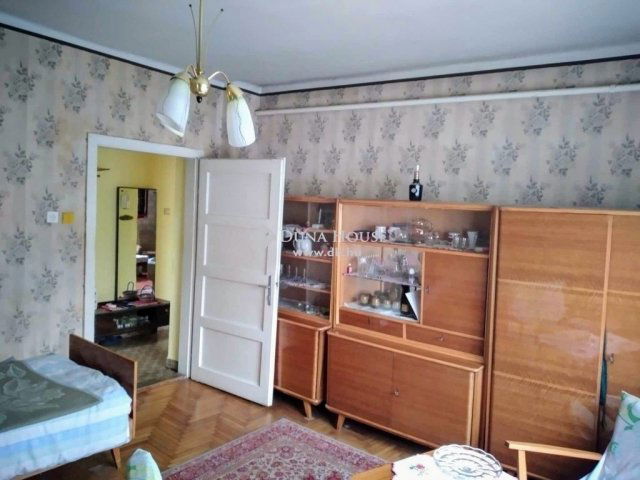 Eladó családi ház, Szentgotthárdon 33.5 M Ft, 2 szobás