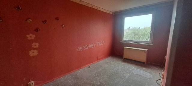 Eladó panellakás, Battonyán 8.3 M Ft, 2 szobás