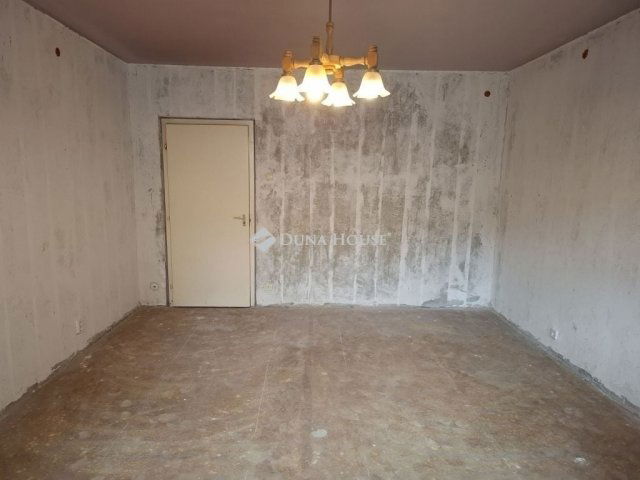 Eladó téglalakás, Budapesten, VIII. kerületben 57.95 M Ft