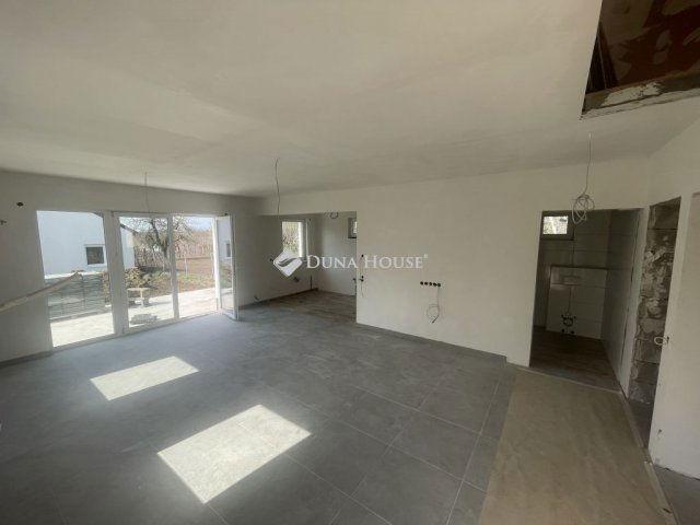 Eladó családi ház, Balatonszemesen 86 M Ft, 3 szobás