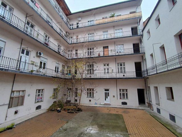 Eladó téglalakás, Budapesten, VIII. kerületben 82.5 M Ft