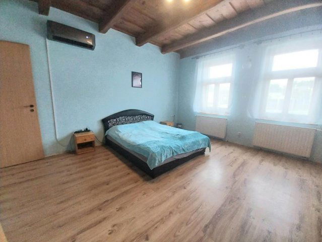 Eladó családi ház, Kisbéren 31.7 M Ft, 1 szobás