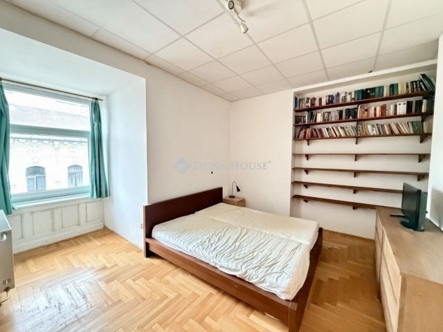 Eladó téglalakás, Budapesten, VII. kerületben 59.9 M Ft